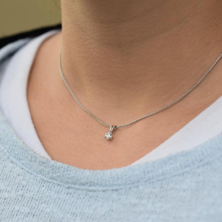 Anhänger aus Platin 71193