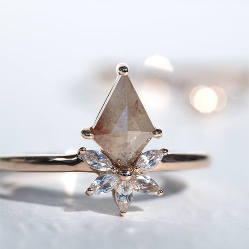 Set mit Salt and Pepper Diamanten und Moissaniten Leony