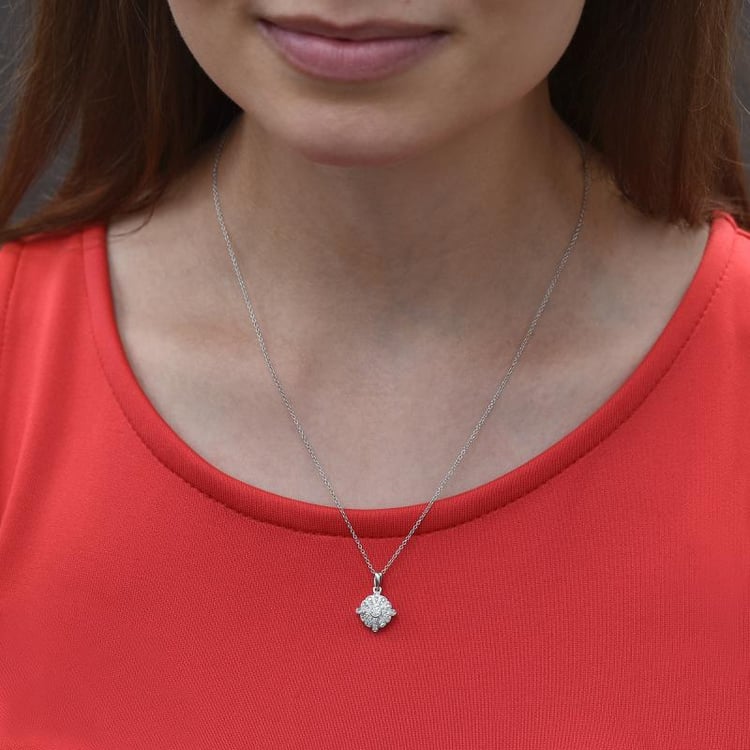 Halskette mit Diamanten 44911