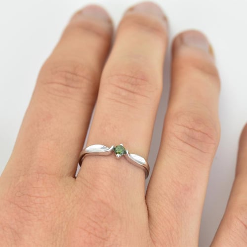 Verlobungsring mit grünem Diamant Amrusha