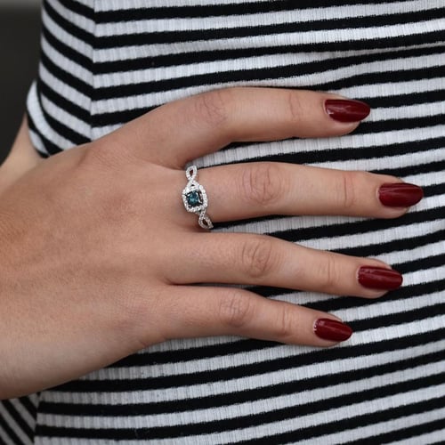 Verlobungsring mit blauem Diamanten Emet