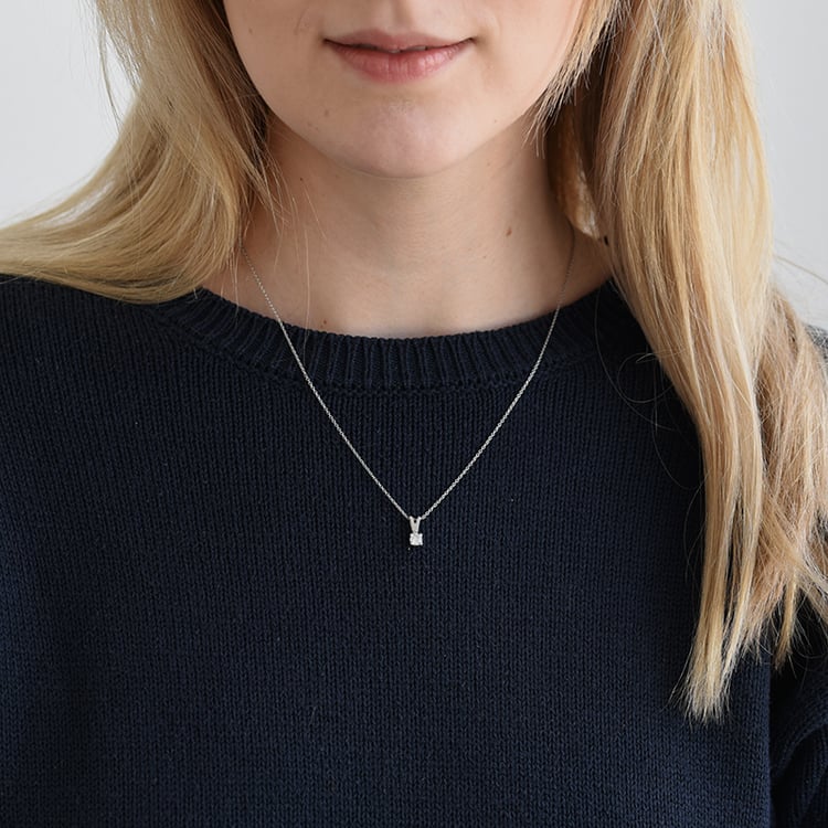 Goldene Halskette mit Diamant 61928