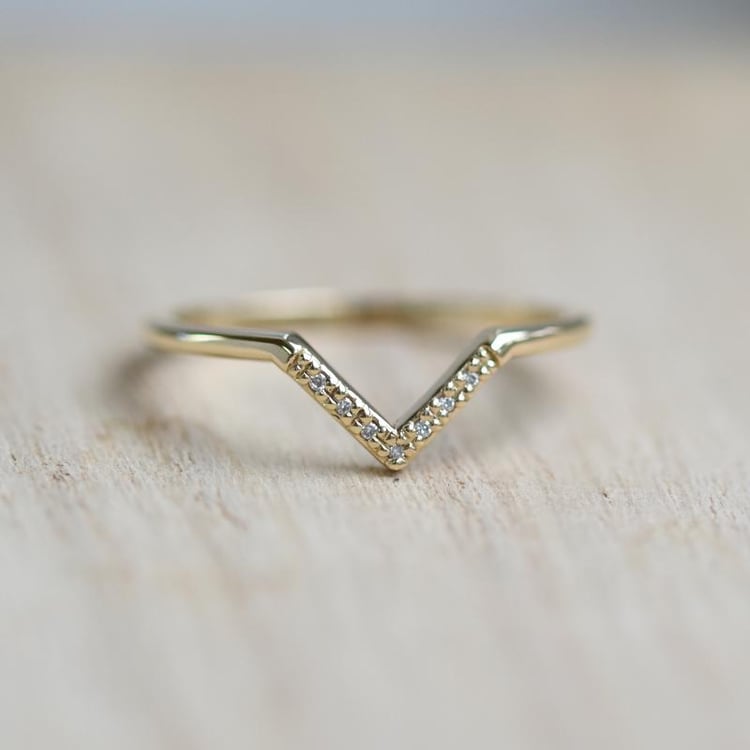 Goldener Ring mit Diamanten Bebeha 49906