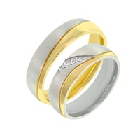 Eheringe aus mehrfarbihen Gold mit Diamanten Muze