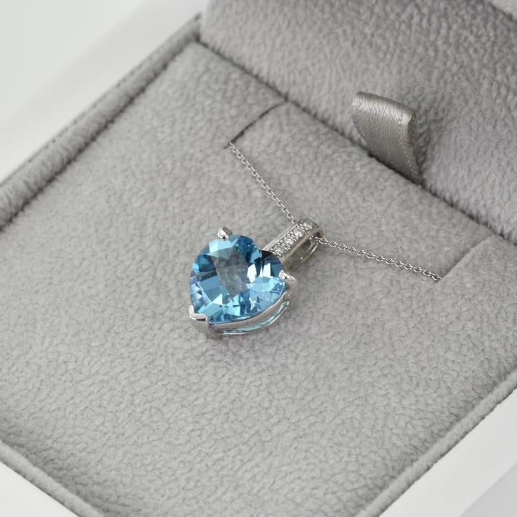 Halskette mit Topas 38450