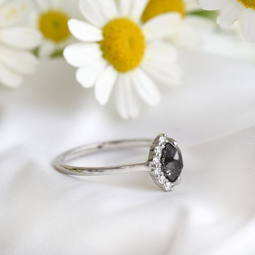 Verlobungsring mit Marquise Salt and Pepper Diamant Susi