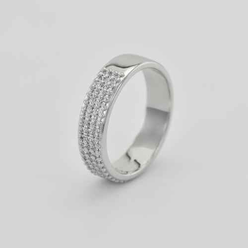 Goldring voller Diamanten Muttial