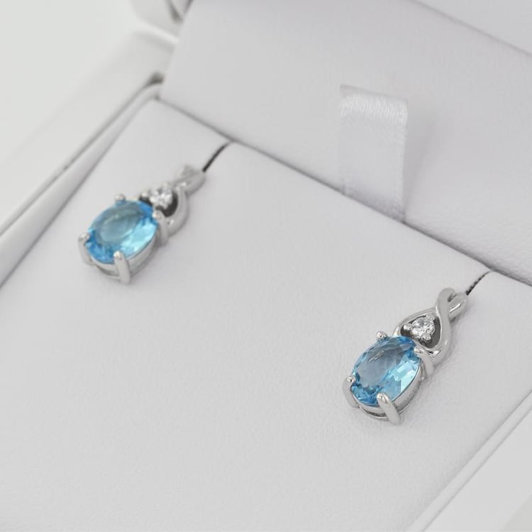 Silberne Ohrstecker mit blauen Topasen Orvelle 5600