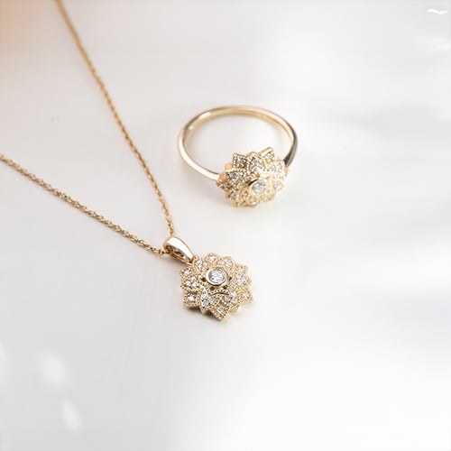 Schmuckset aus Gold mit Diamanten Vilette