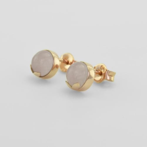 Goldene Ohrstecker mit Cabochon Rosenquartz Erica