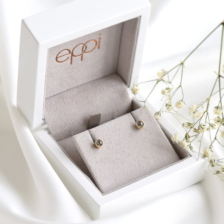 Goldene Ohrringe mit 0.52ct Salt and Pepper Diamanten Gledina 78881