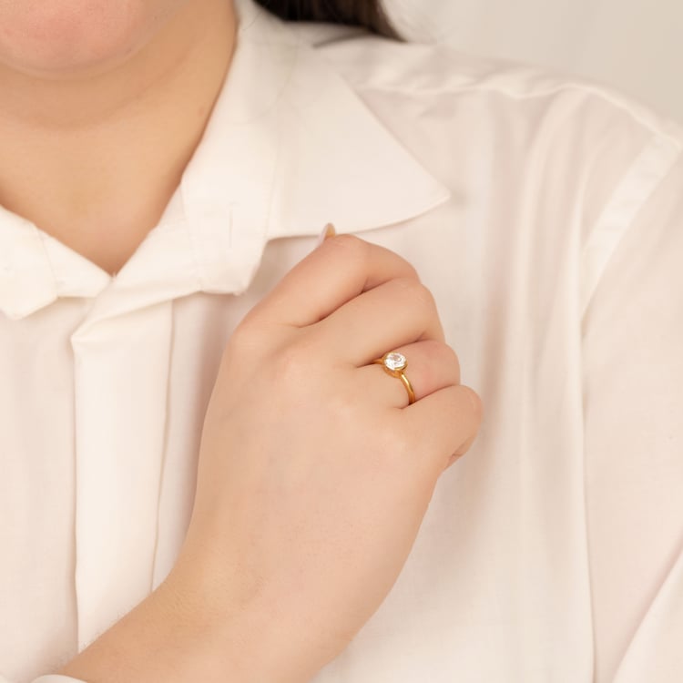 Goldring mit Halblünette Lab Grown Diamanten Agrippa 164504