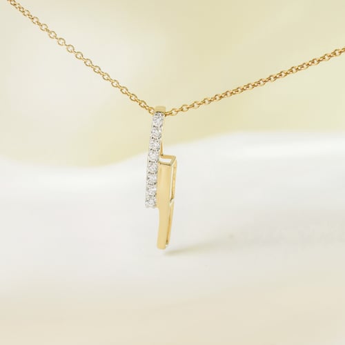 Anhänger aus Gold mit Diamanten Katie