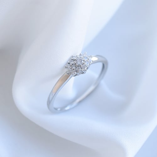 Eleganter Diamantring Neelam