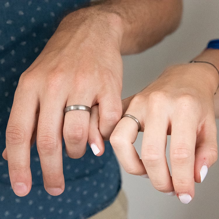 Eheringe aus Titan Corban 107544