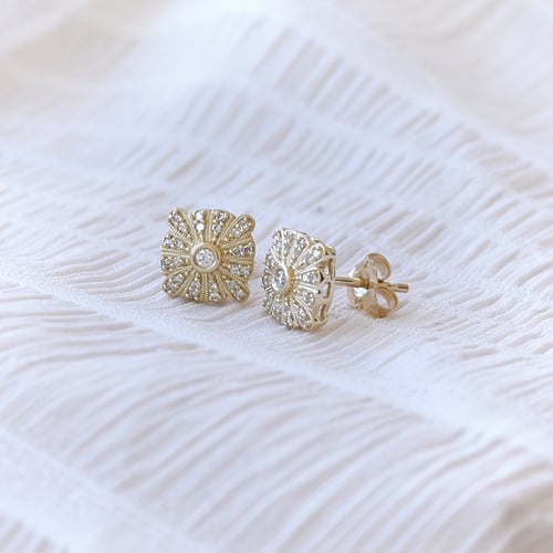 Goldenes Schmuckset mit Diamanten in Gold Calandre