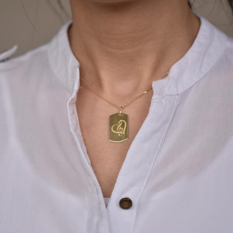 Goldene Halskette mit Gravur 21085