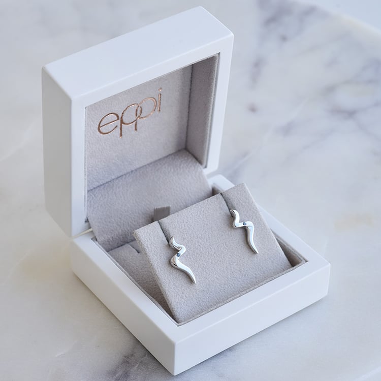 Silberne Ohrringe mit blauen Diamanten Ursella 86180