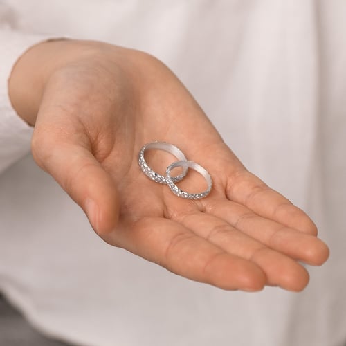 Eheringe mit atypischer Oberfläche Jane