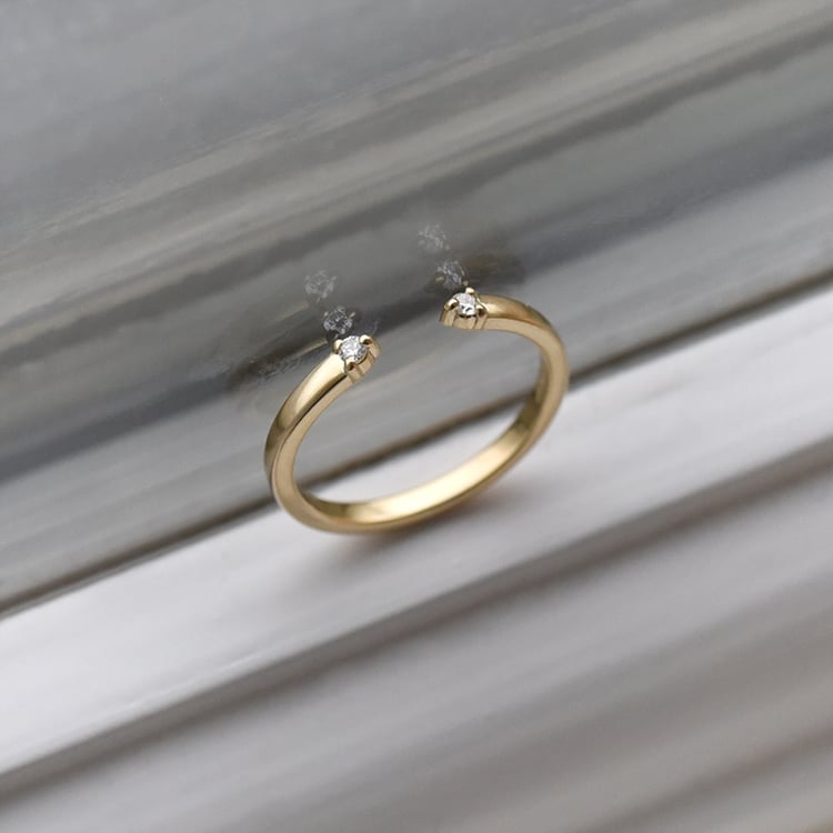 Atypischer Ring aus Gold mit Diamanten Wilbur 75366