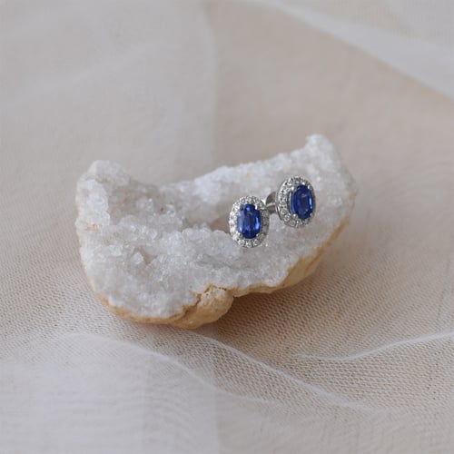 Goldene Ohrringe mit Saphiren und Diamanten Elina