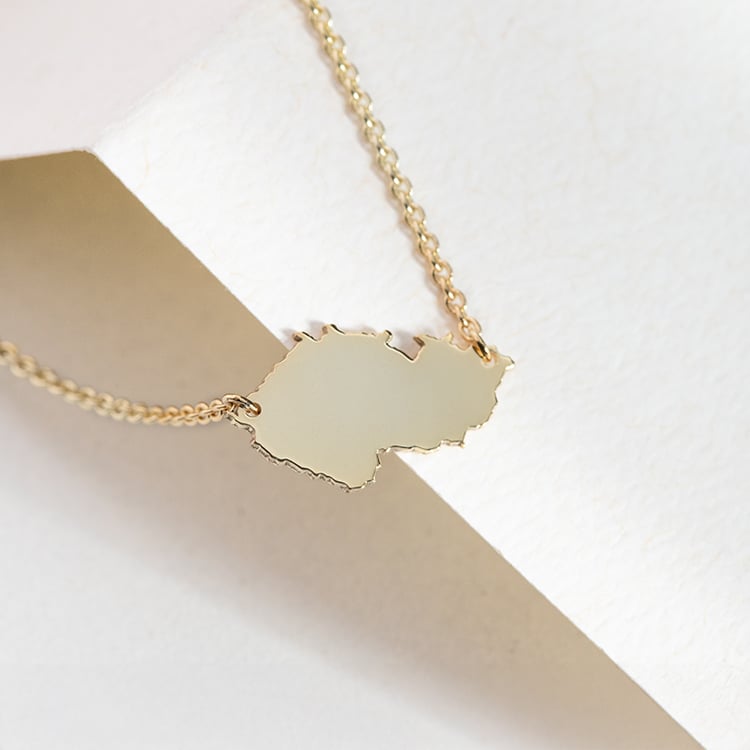 Silberne Kette und Anhänger in Form der Tschechischen Republik 147752