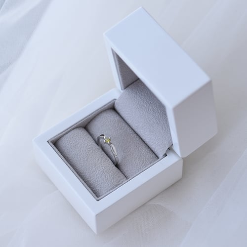 Verlobungsring mit gelben Diamant Amrusha