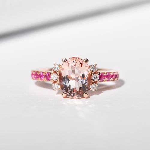 Morganitring mit Saphiren und Diamanten Jemiah
