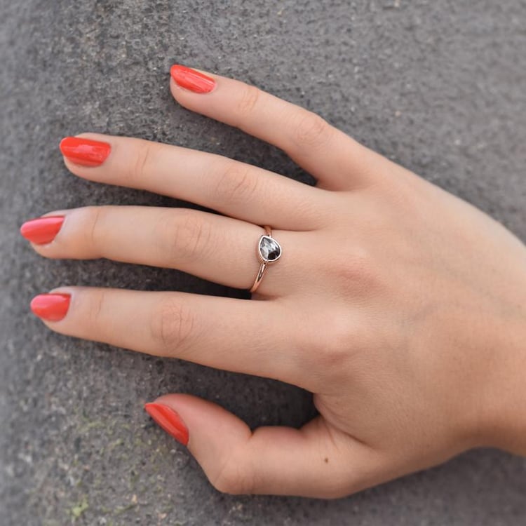 Ring mit pear Salt and Pepper Diamant Camilia 44240