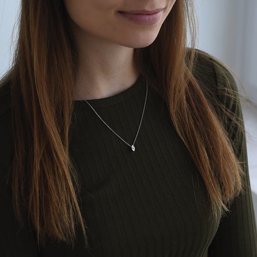 Goldkette mit 0.25ct GIA-zertifiziertem Diamant im Marquiseschliff Rabba