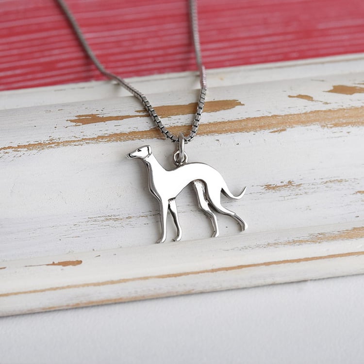 Silberner Anhänger in Form eines Greyhound 84466