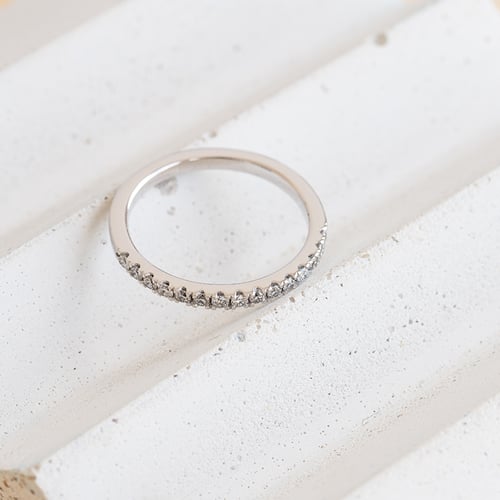 Eternity-Ring mit 1.75 mm Lab Grown Diamanten Driany
