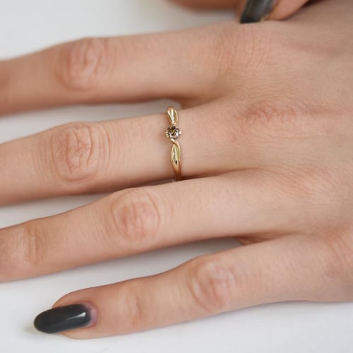Verlobungsring mit Champagner Diamant Amrusha