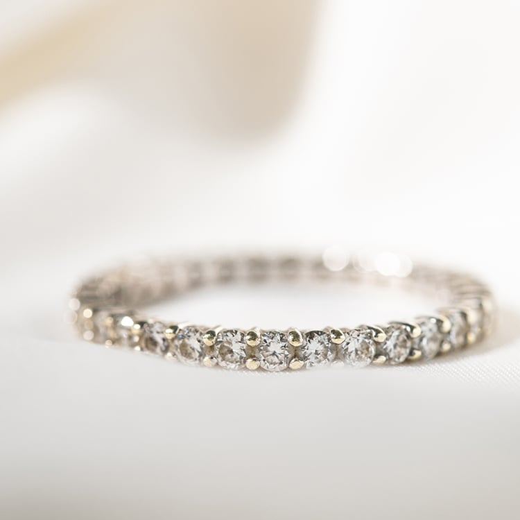 Goldener Eternity-Ring mit 1ct Lab Grown Diamanten Angeline 119849
