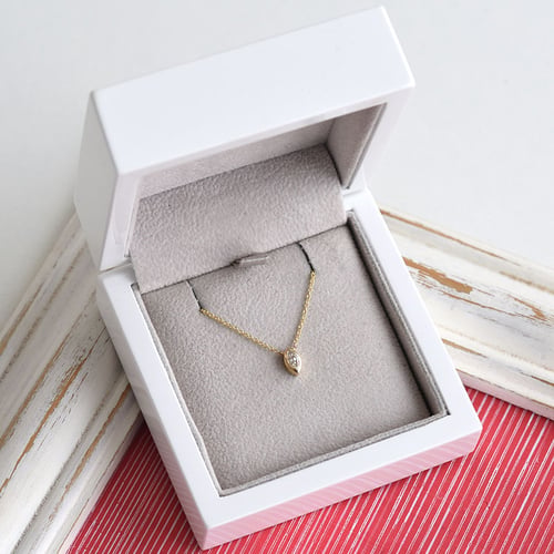 Goldkette mit 0.25ct GIA-zertifiziertem Diamant im Marquiseschliff Rabba