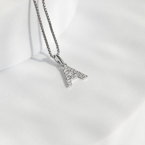 Silberner Buchstaben-Anhänger mit Lab Grown Diamanten Letra