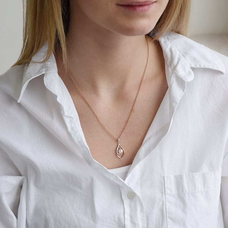 Silberner Anhänger mit Perle und Zirkonia Corinne 90804