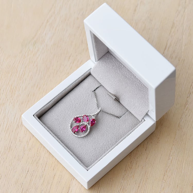 Silberne Anhänger mit Rubinen und Zirkonia Randia 92305