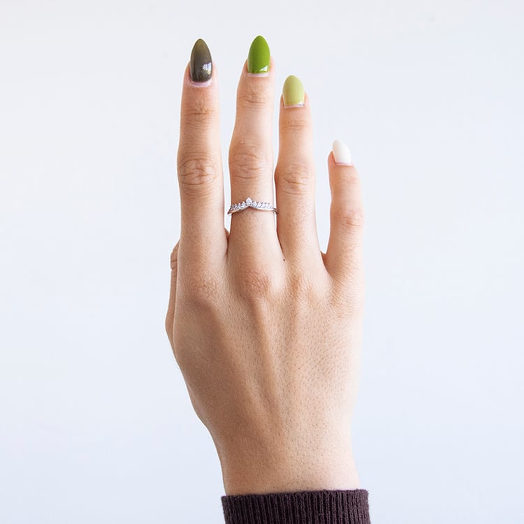 Ring in V-Form mit Diamanten Bethanie 110368