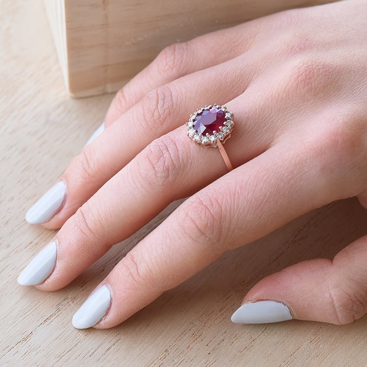 Halo-Ring mit Rubin und Diamanten Chrys 60986