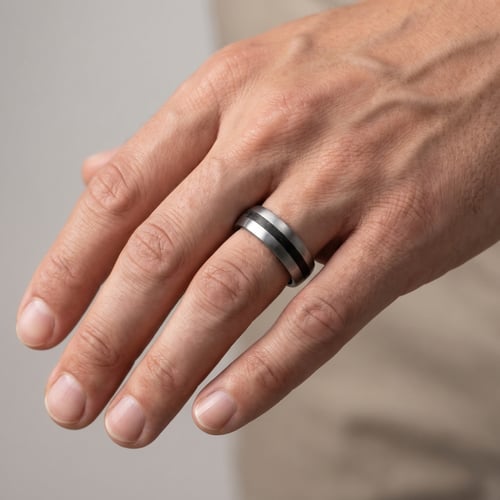 Abgerundete Herrenring aus Carbon und Palladium Tris