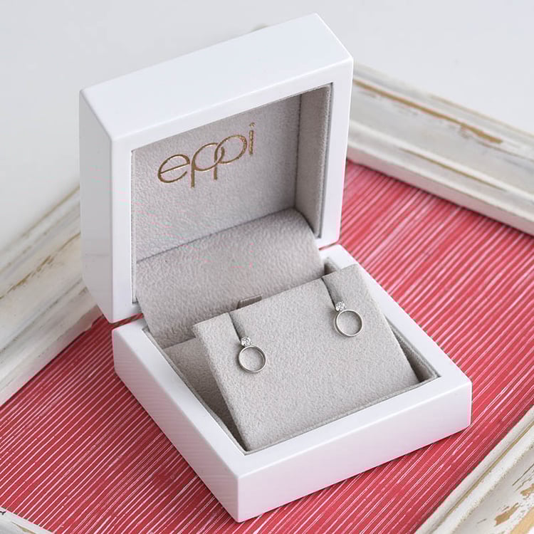 Goldene minimalistische Ohrringe mit Zirkonia Milla 84589