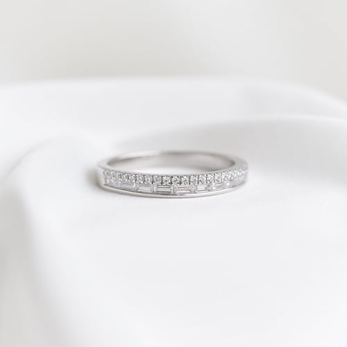 Eternity-Ring mit Round- und Baguette-Diamanten Luisa