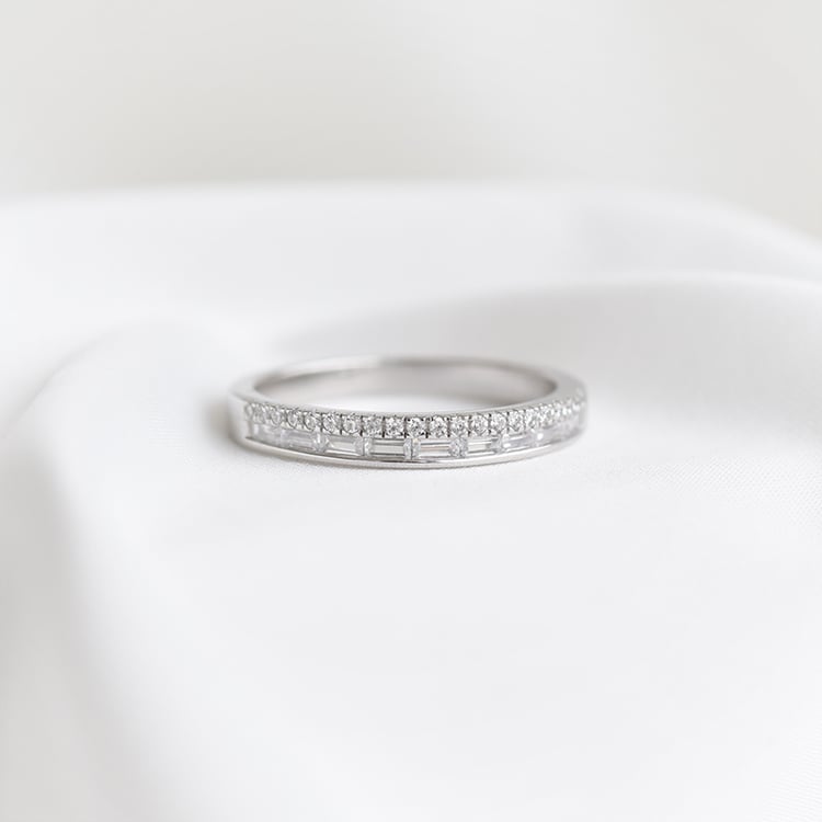 Eternity-Ring mit Round- und Baguette-Diamanten Luisa 89986