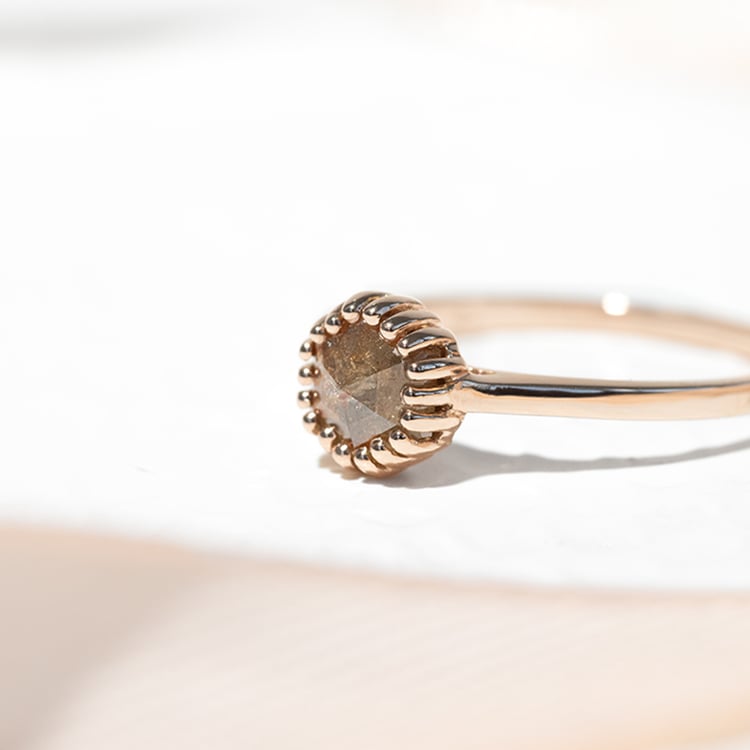 Goldring mit sechseckigem Salt and Pepper Diamanten Osian 126372