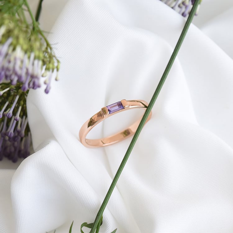Goldener Ring mit Amethyst Xenia 82387