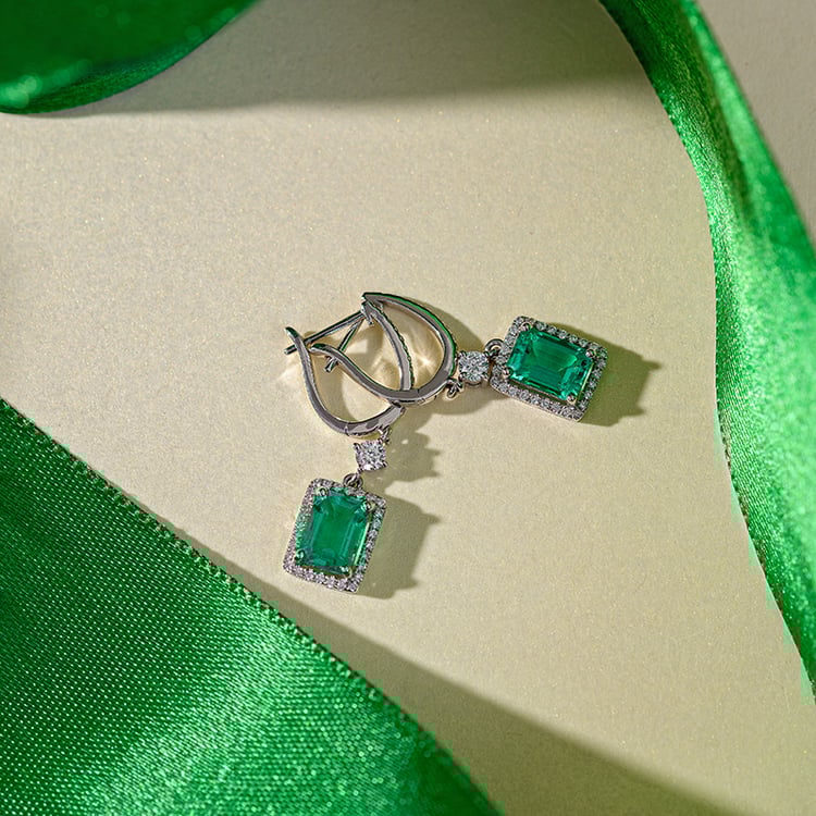 Smaragdohrringe mit Lab Grown Diamanten Amata 133764