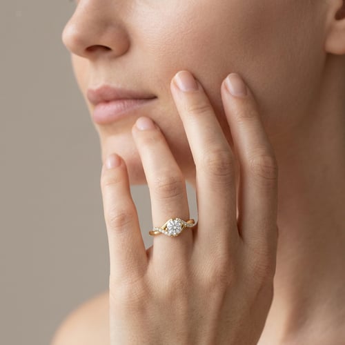 Verlobungsring mit seitlichen Diamanten Ophir
