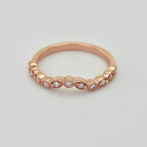 Goldener Memoire Ring mit Diamanten Lorava