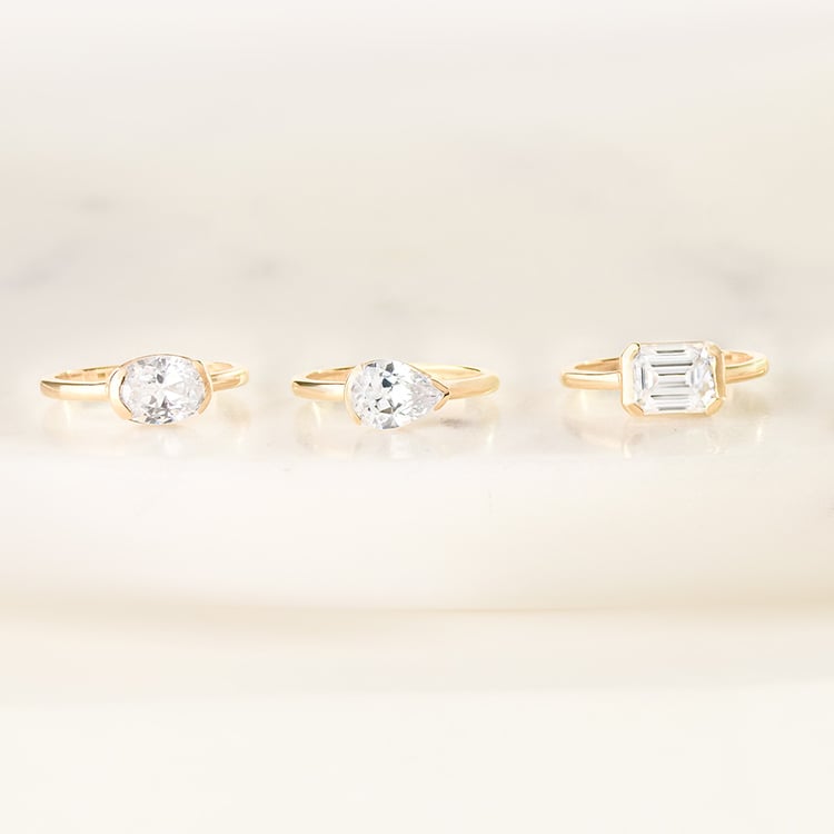 Goldring mit ovalem Halblünette Diamanten Hortensia 164286